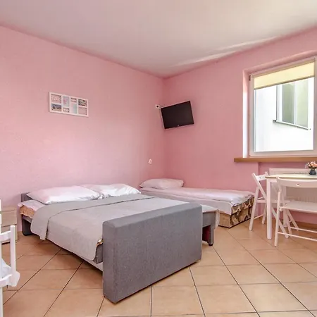 Goscinne Jedrus Konukevi